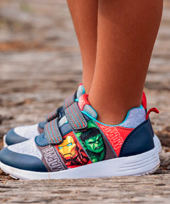 FOOTWEAR